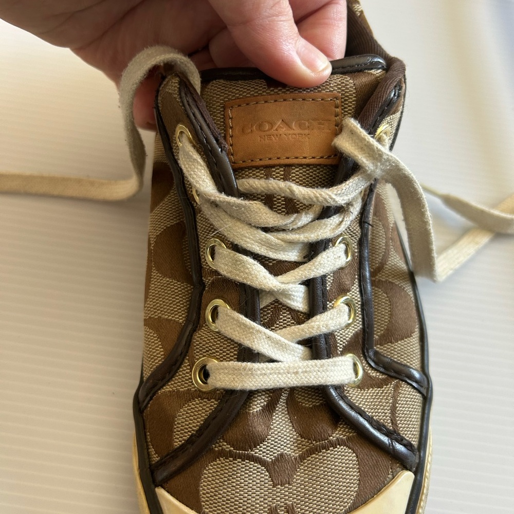 Coach women leather and canvas sneakers size 7.5 Brown - Picture 3 of 7